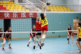 亏炸了巴黎1年前1650万欧贱卖埃基蒂克 他现身价