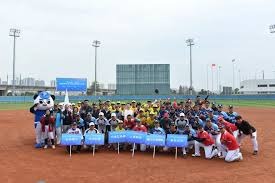 足球国足专机启程，目标三连胜